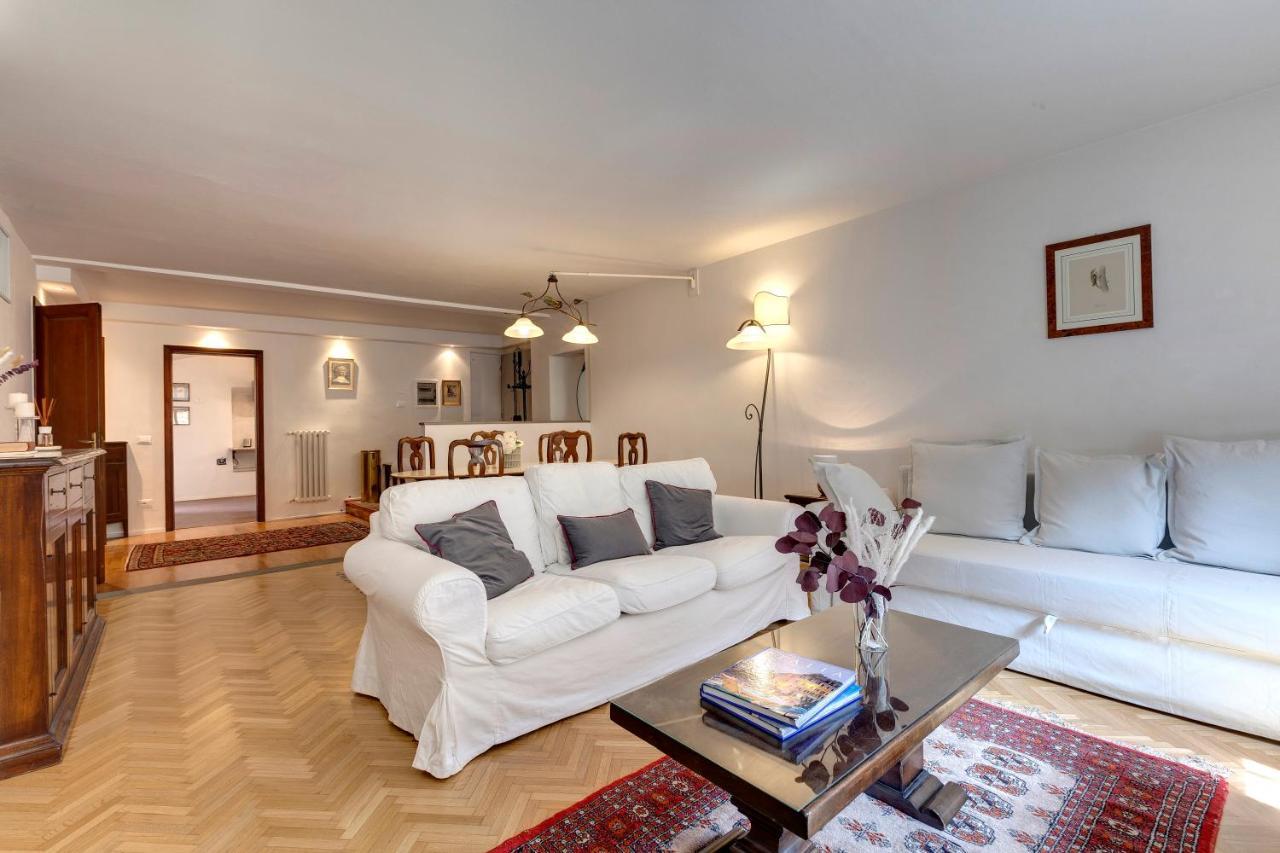 Alfani Deluxe Apartment By Mamo Florence Ngoại thất bức ảnh